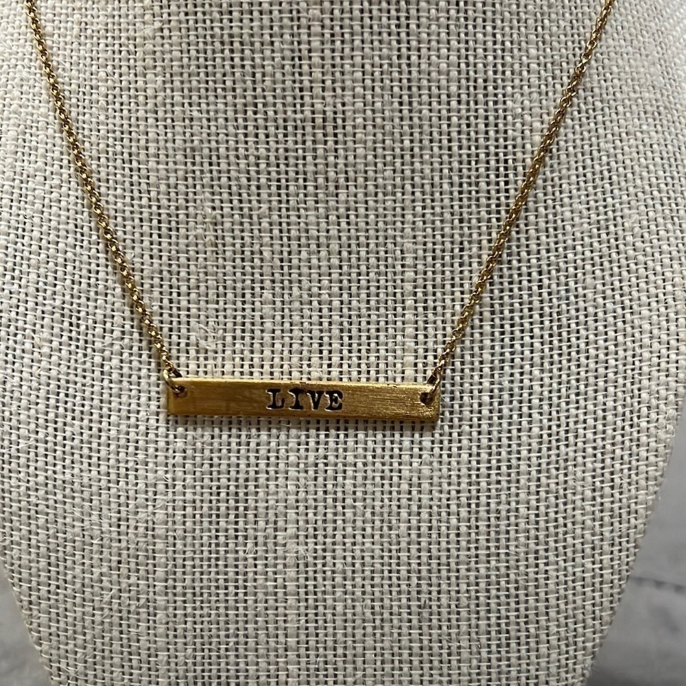 Live Necklace 18”-20” like new EUC